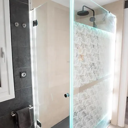 Centrico, Junto A Estacion De Bus/tren, Y Playas * San Sebastián