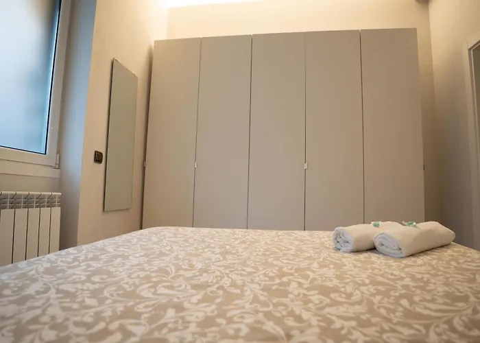 Centrico, Junto A Estacion De Bus/tren, Y Playas *