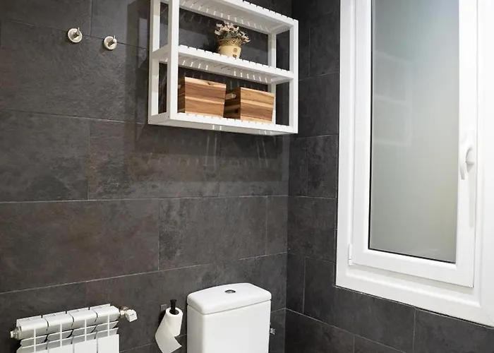 Centrico, Junto A Estacion De Bus/tren, Y Playas Apartment *